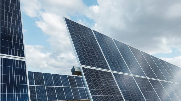 10 крупнейших производителей отгрузили 101,7 ГВт солнечных панелей в 1 половине 2022 г